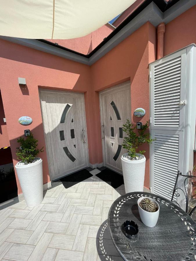 بروسيدا B&B La Lingua المظهر الخارجي الصورة